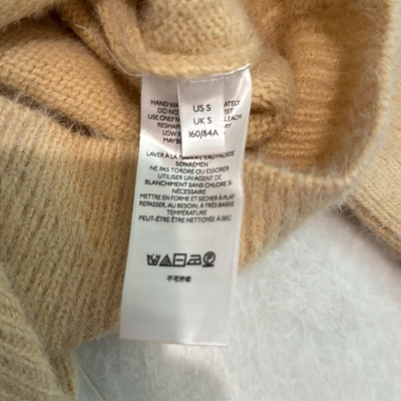 Women’s Urban Outfitters sweater S - Picture 4 of 5